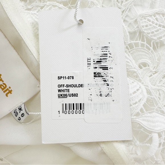 Self-Portrait Off-the-Shoulder Guipure Lace Bridal Gown - Picture 8 of 16